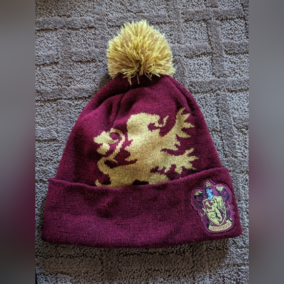 Gryffindor Lot - Picture 4 of 7